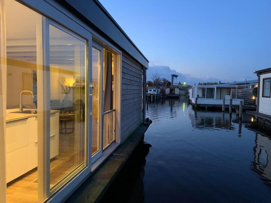 Quiet Waterloft Near Amsterdam And Schiphol Ws17 Hotel อัลส์เมียร์ ภายนอก รูปภาพ